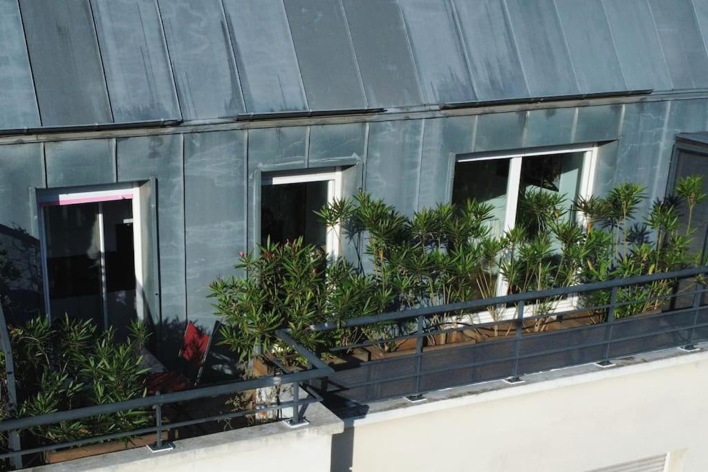 Studio Avec Terrasse Proche Des Transports. Issy-les-Moulineaux Dış mekan fotoğraf